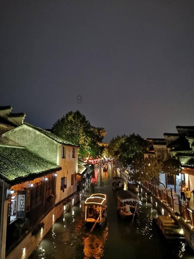女生在拼多多上挑选高跟鞋时要注意什么？有哪些挑选技巧？游戏画面
